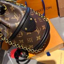 Load image into Gallery viewer, Old Flower Fortune Bucket Bag