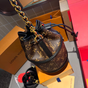 Old Flower Fortune Bucket Bag